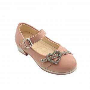 Soft-soled girls' princess leather shoes with heart decorations